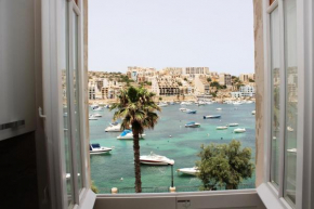 Blue Harbour 3 bedroom seafront apartment with large yard on the promenade - by Getawaysmalta